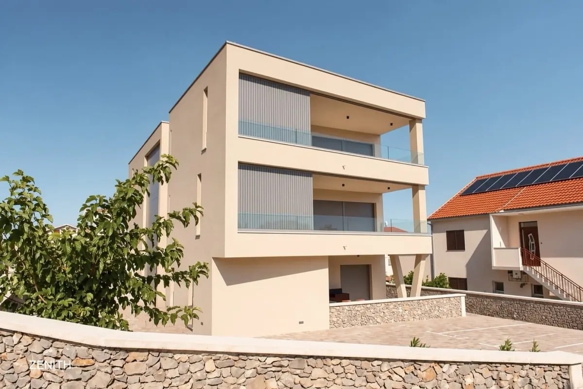 Neubau in Vodice mit Penthouse im Dachgeschoss